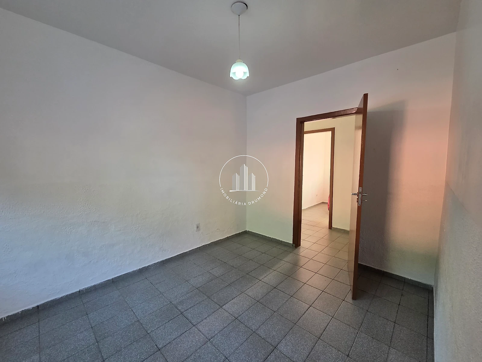 Casa em Fazenda Santo Antônio, São José. 4 quartos, 200m². Imagem 16 de 30