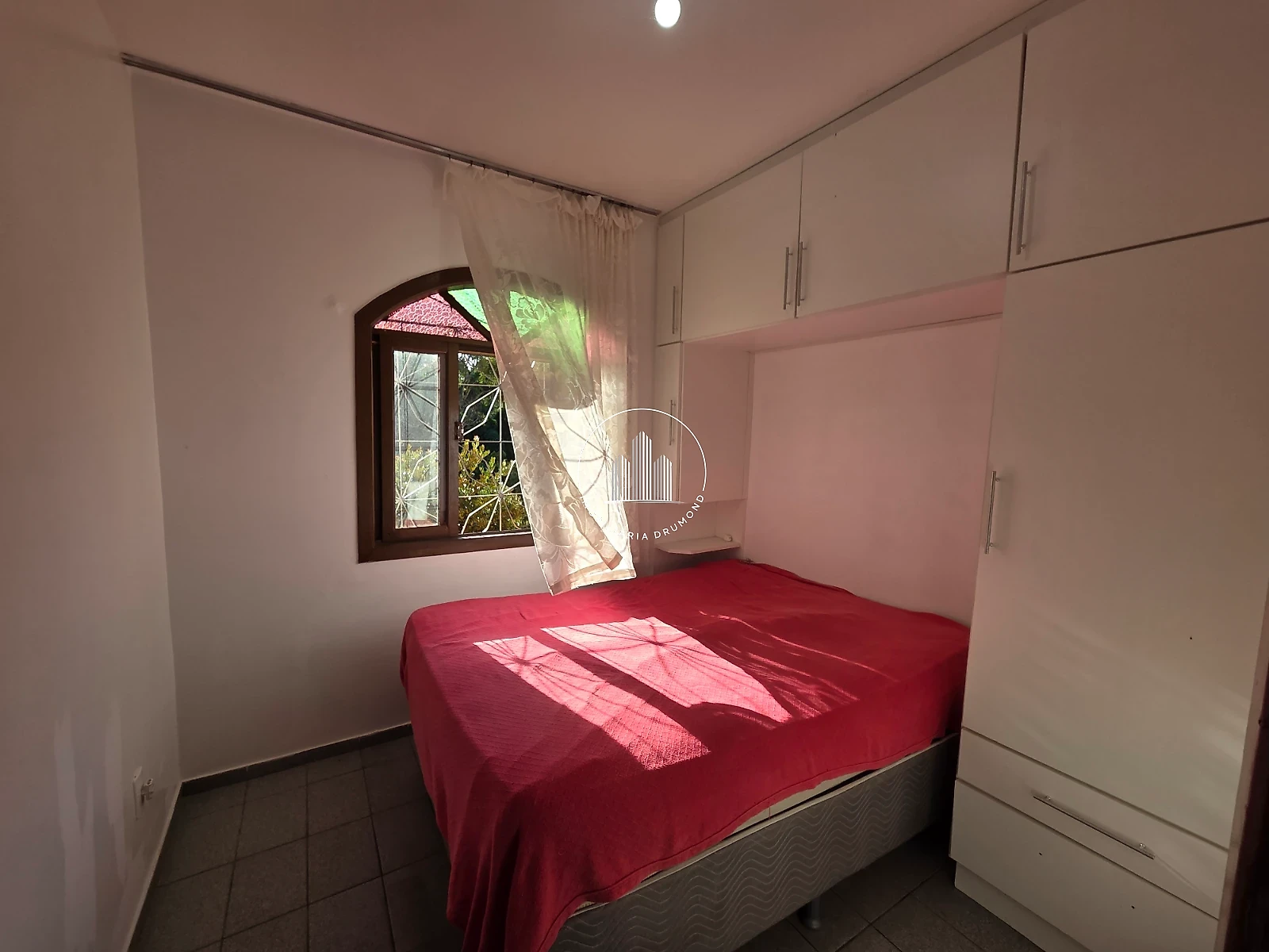 Casa em Fazenda Santo Antônio, São José. 4 quartos, 200m². Imagem 5 de 30