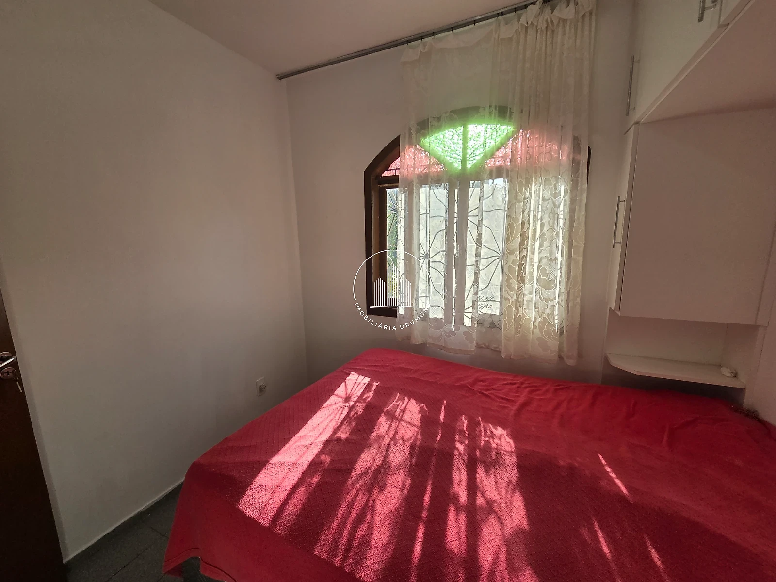 Casa em Fazenda Santo Antônio, São José. 4 quartos, 200m². Imagem 7 de 30