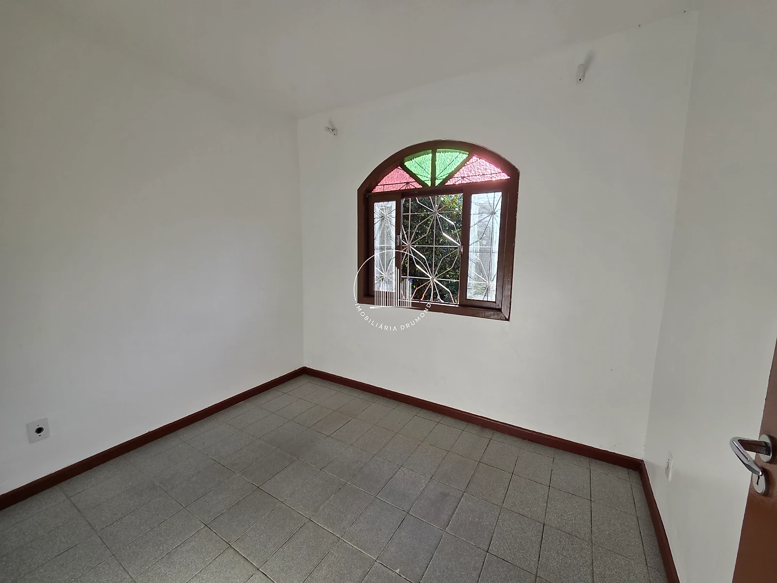 Casa em Fazenda Santo Antônio, São José. 4 quartos, 200m². Imagem 8 de 30
