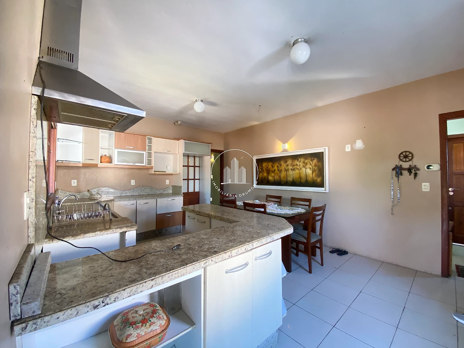 Casa em São Miguel (guaporanga), Biguaçu. 4 quartos, 280m². Imagem 9 de 40
