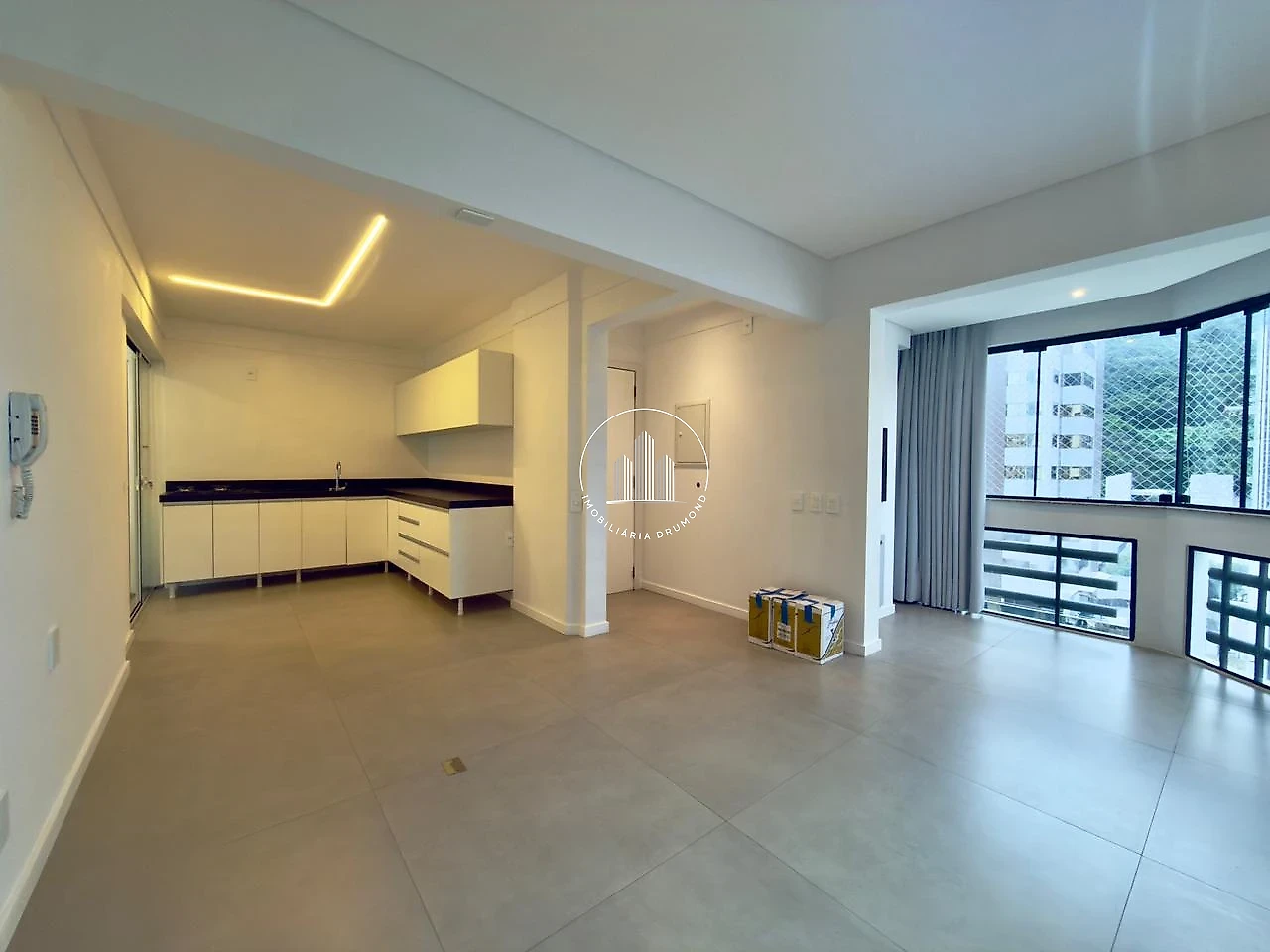 Apartamento em Centro, Florianópolis. 2 quartos, 110m². Imagem 12 de 29