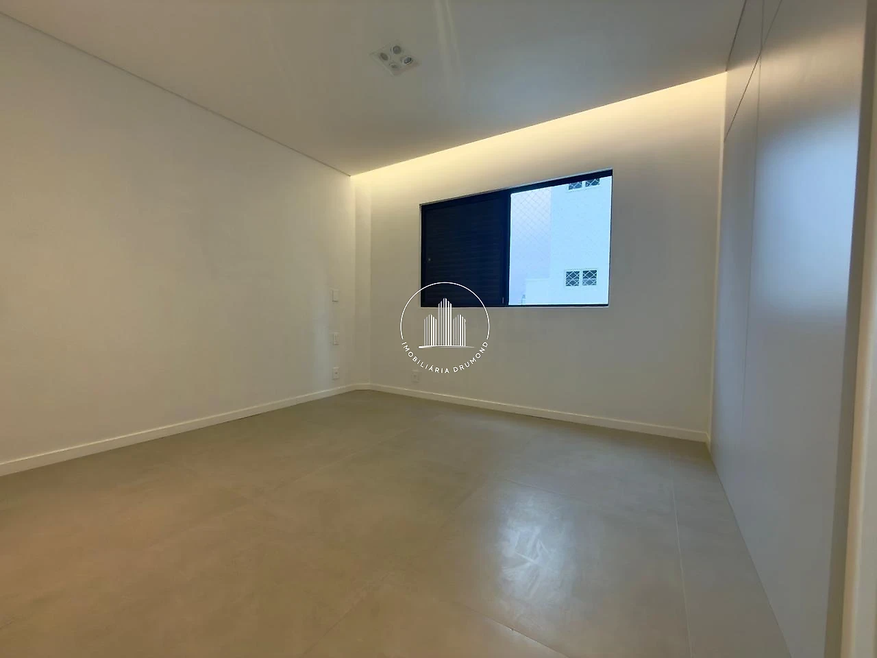 Apartamento em Centro, Florianópolis. 2 quartos, 110m². Imagem 24 de 29