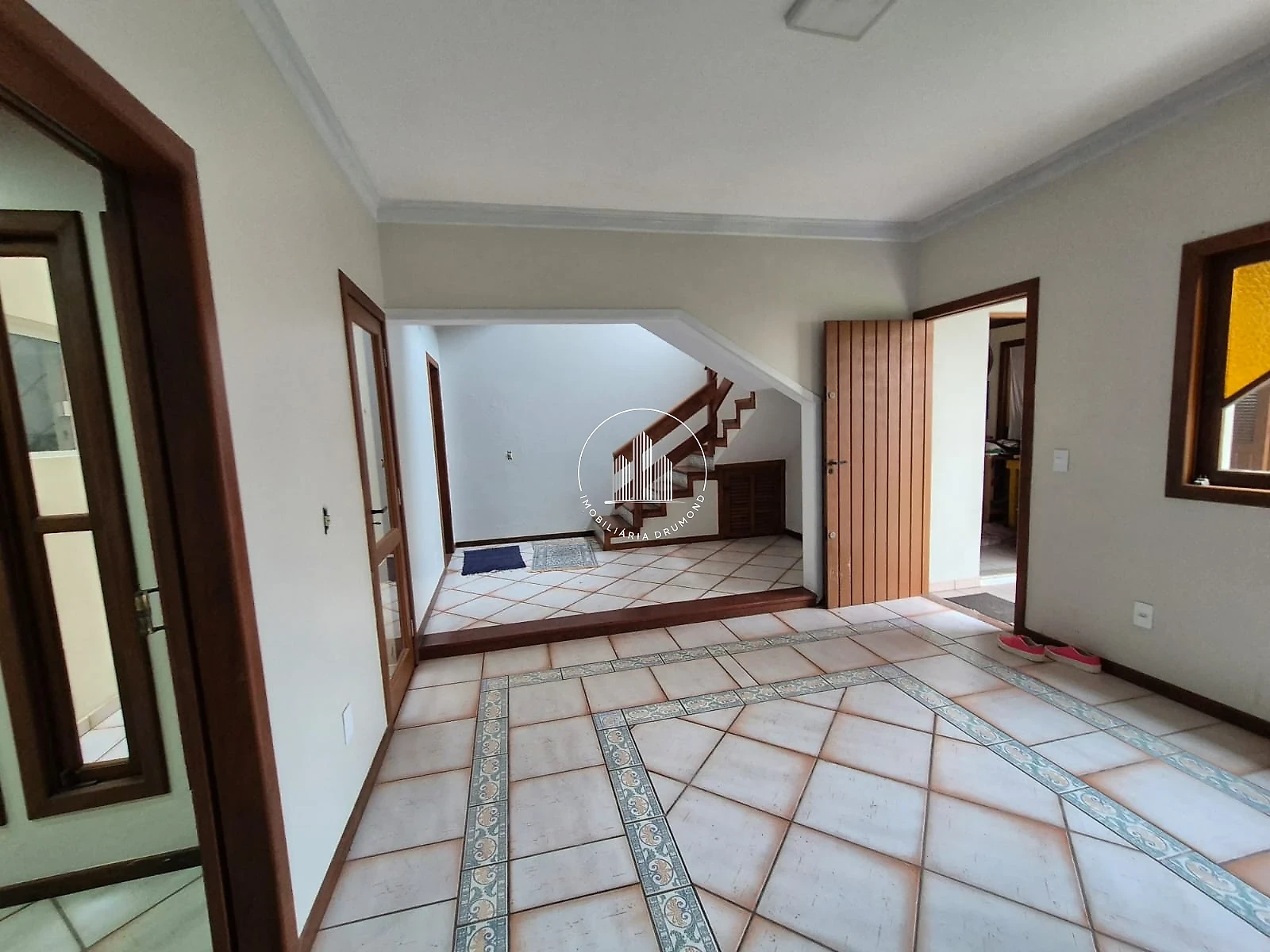 Casa em Barreiros, São José. 3 quartos, 275m². Imagem 19 de 43