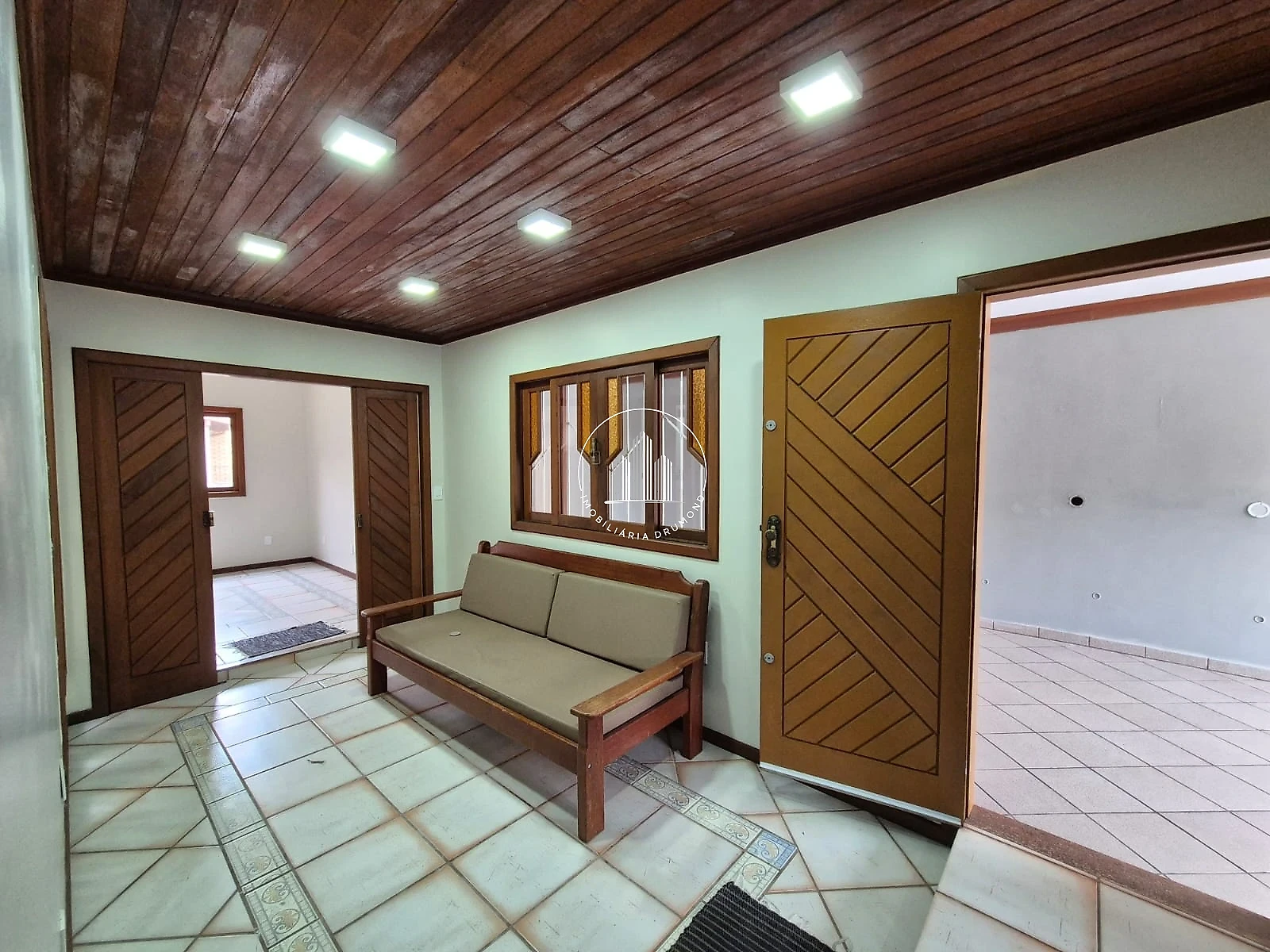 Casa em Barreiros, São José. 3 quartos, 275m². Imagem 13 de 43