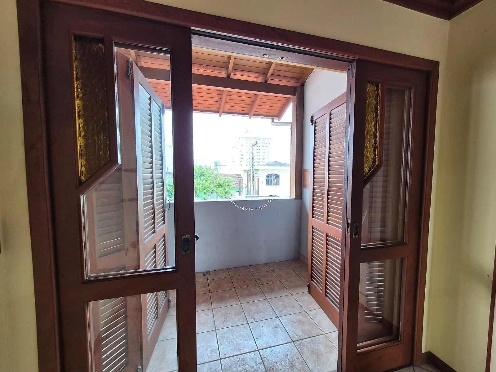 Casa em Barreiros, São José. 3 quartos, 275m². Imagem 38 de 43