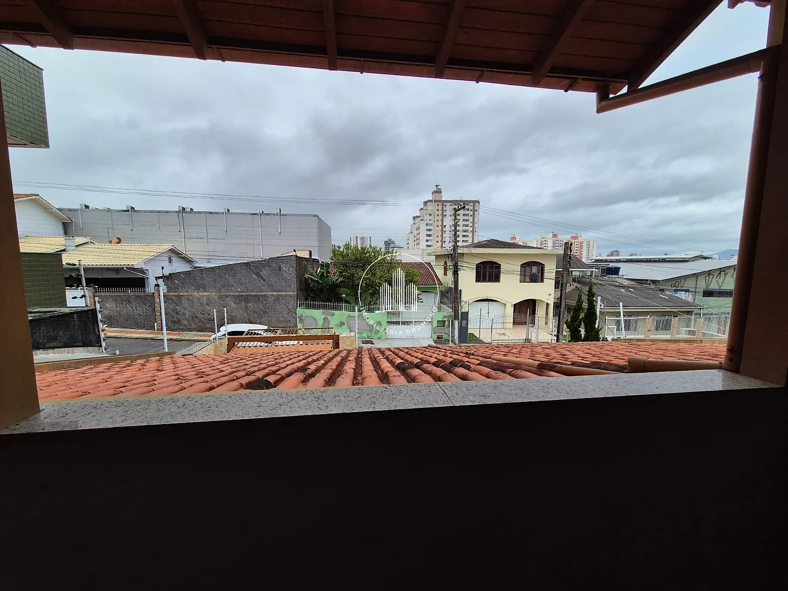 Casa em Barreiros, São José. 3 quartos, 275m². Imagem 39 de 43