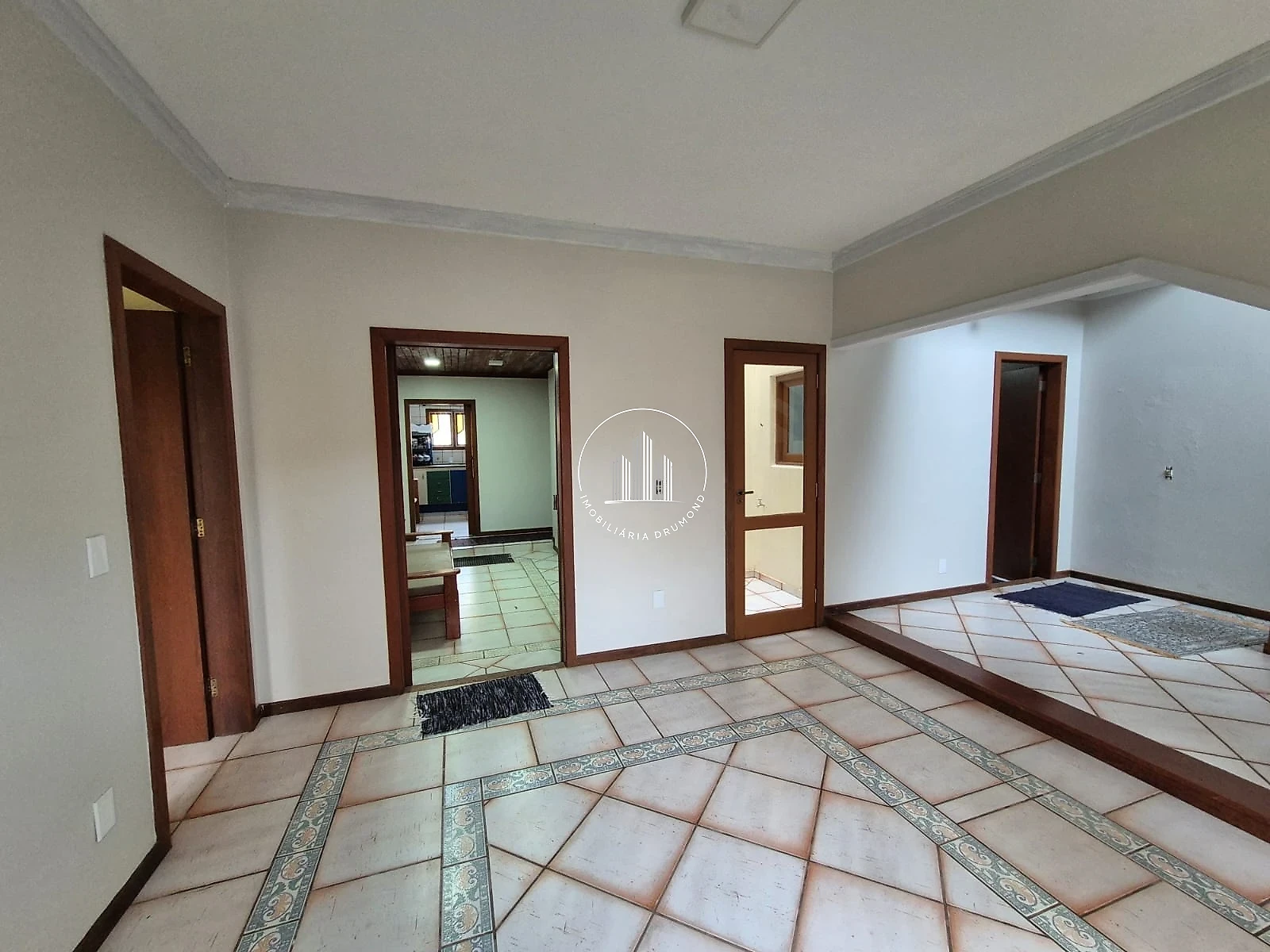 Casa em Barreiros, São José. 3 quartos, 275m². Imagem 15 de 43
