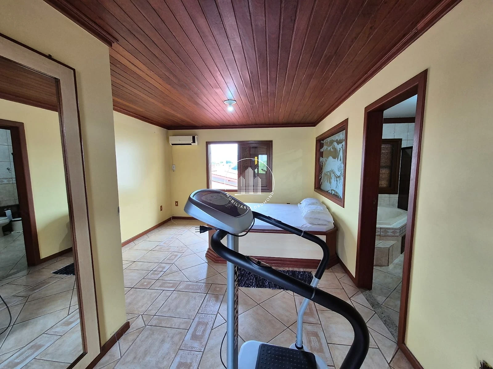 Casa em Barreiros, São José. 3 quartos, 275m². Imagem 37 de 43