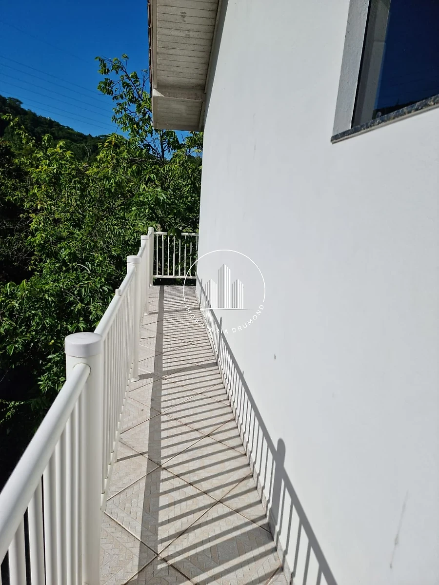Casa em Roçado, São José. 4 quartos, 204m². Imagem 8 de 22