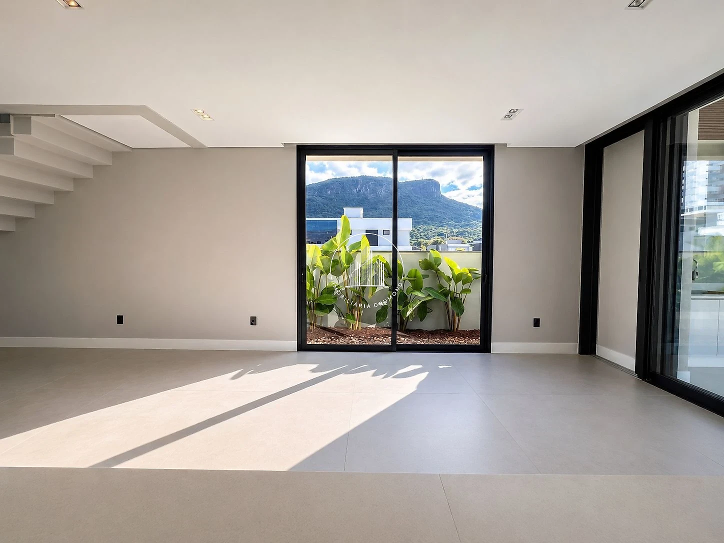 Casa em Pedra Branca, Palhoça. 4 quartos, 420m². Imagem 5 de 23