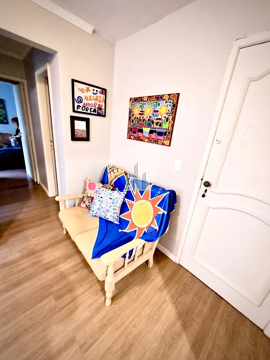Apartamento em Coqueiros, Florianópolis. 2 quartos, 52m². Imagem 2 de 33