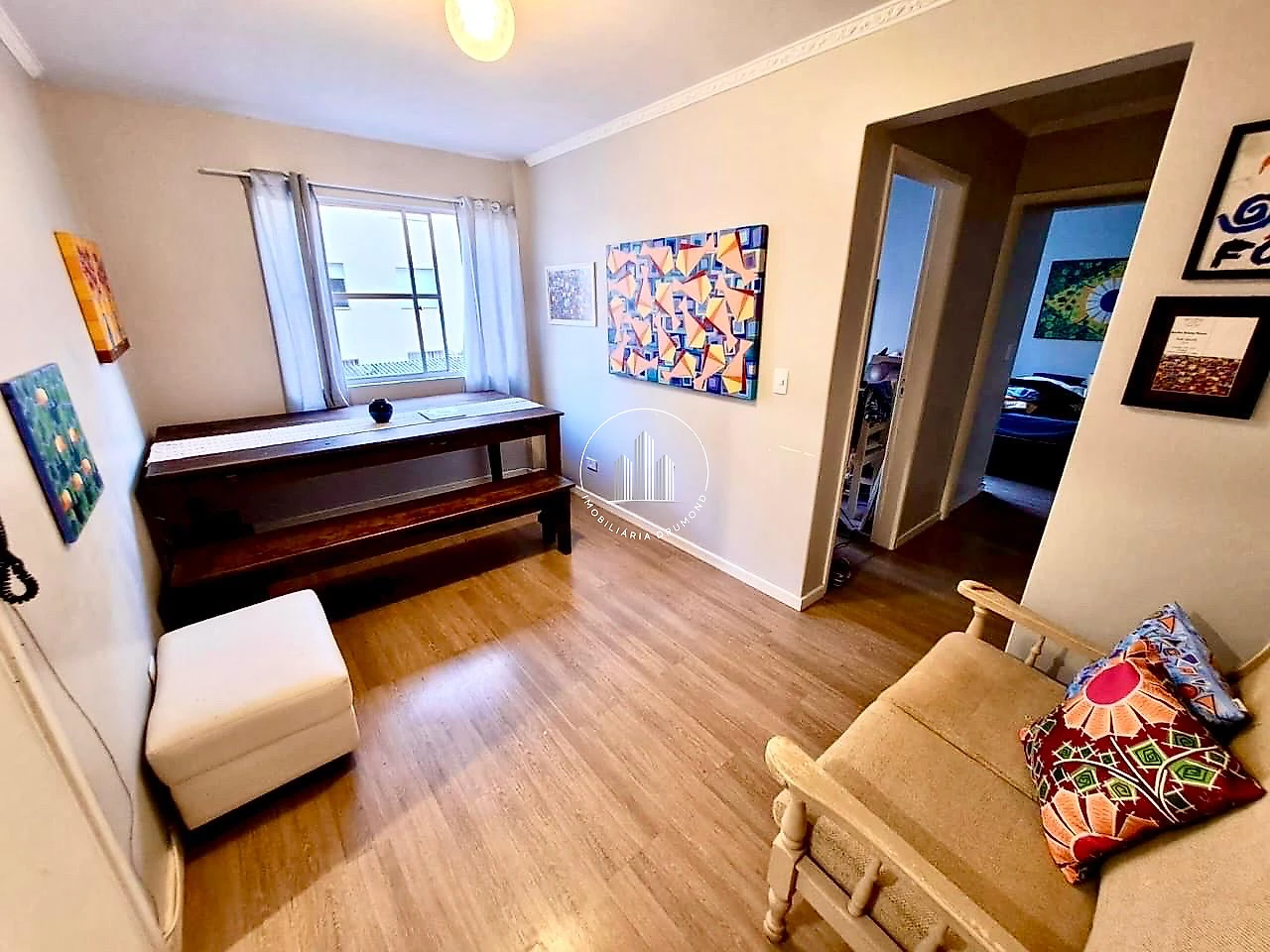 Apartamento em Coqueiros, Florianópolis. 2 quartos, 52m². Imagem 1 de 33