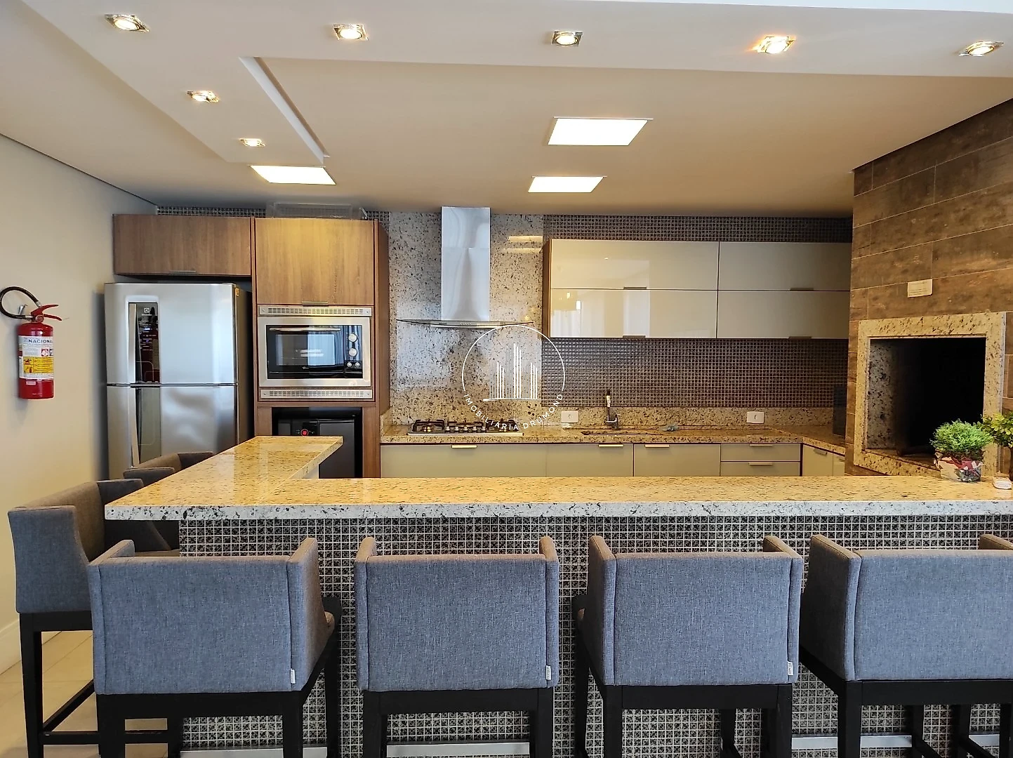 Apartamento em Barreiros, São José. 3 quartos, 94m². Imagem 28 de 39