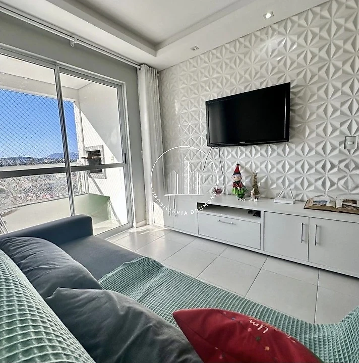 Apartamento em Areias, São José. 3 quartos, 83m². Imagem 2 de 24