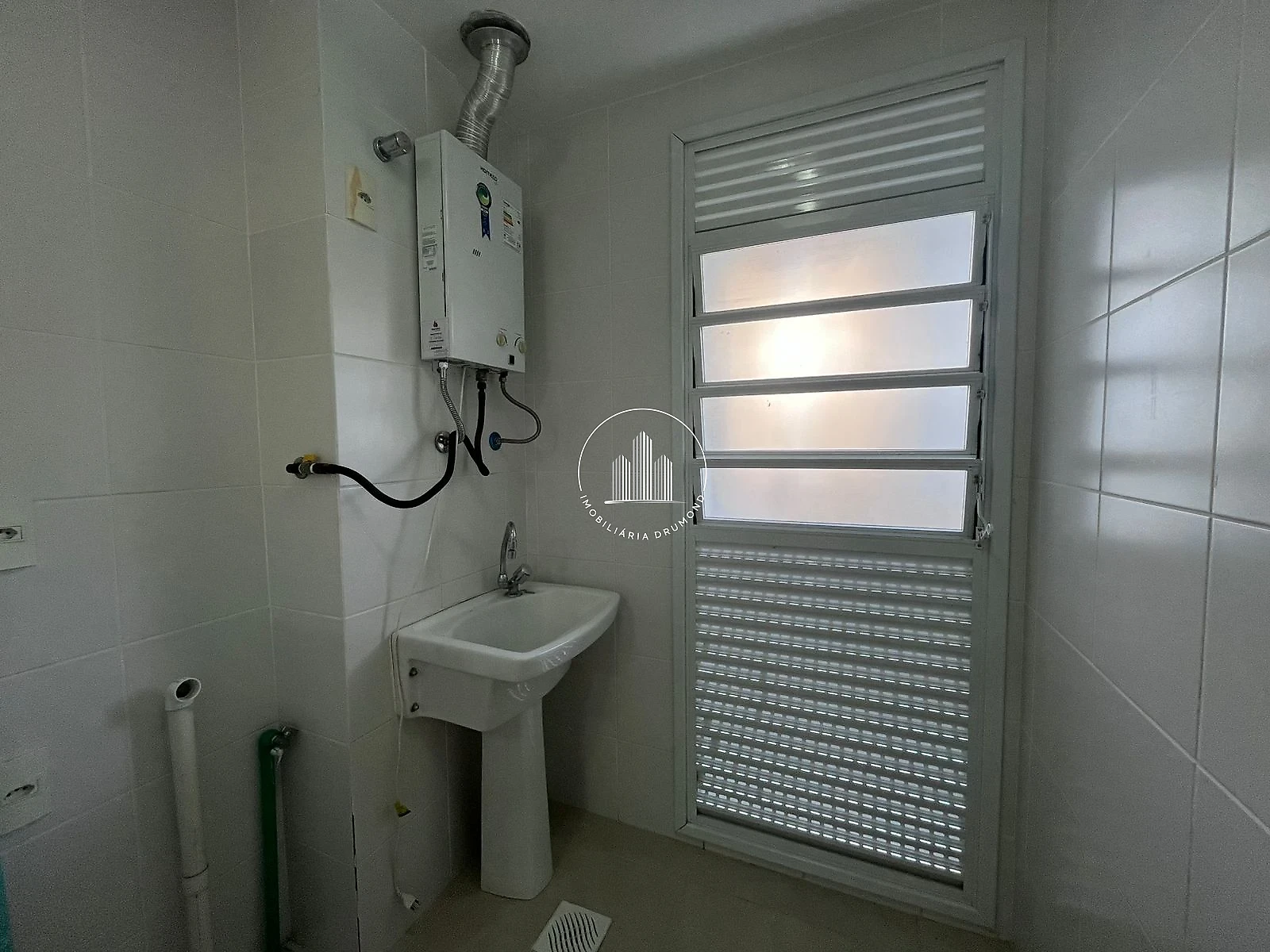 Apartamento em Abraão, Florianópolis. 2 quartos, 78m². Imagem 4 de 40