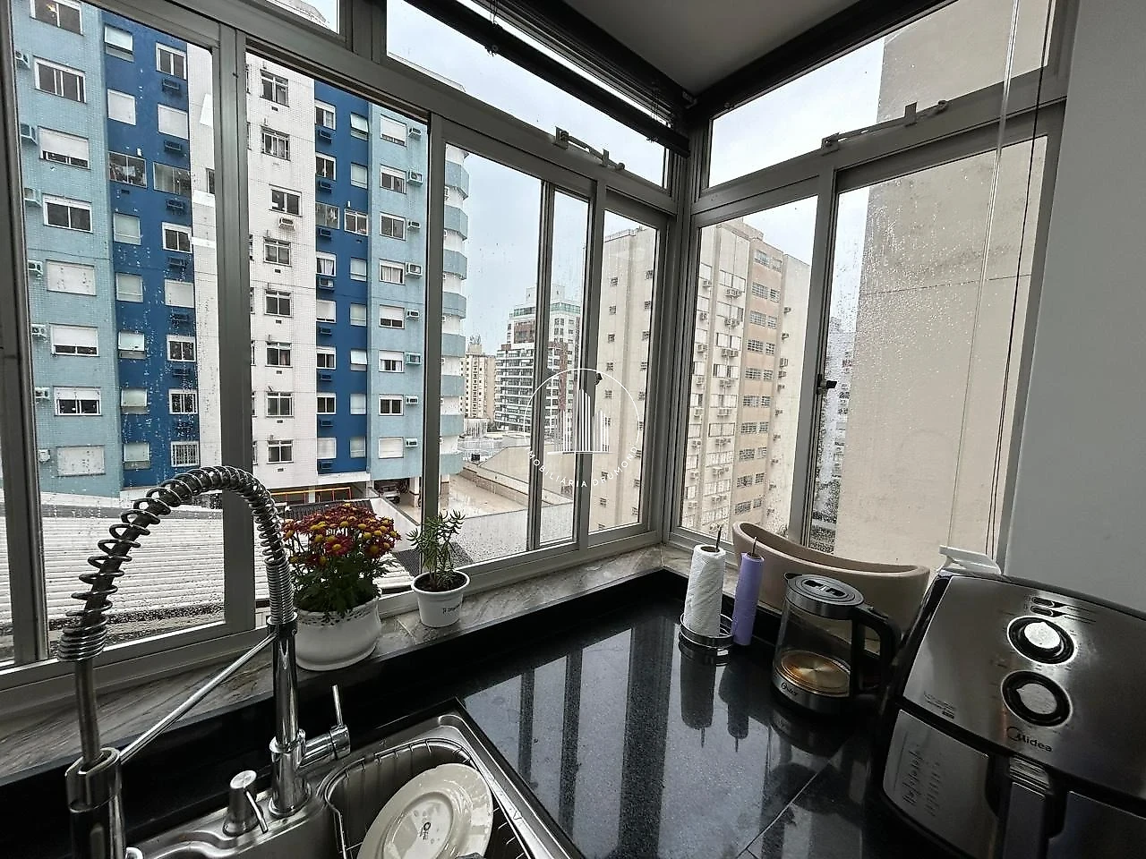 Apartamento em Centro, Florianópolis. 3 quartos, 101m². Imagem 6 de 32