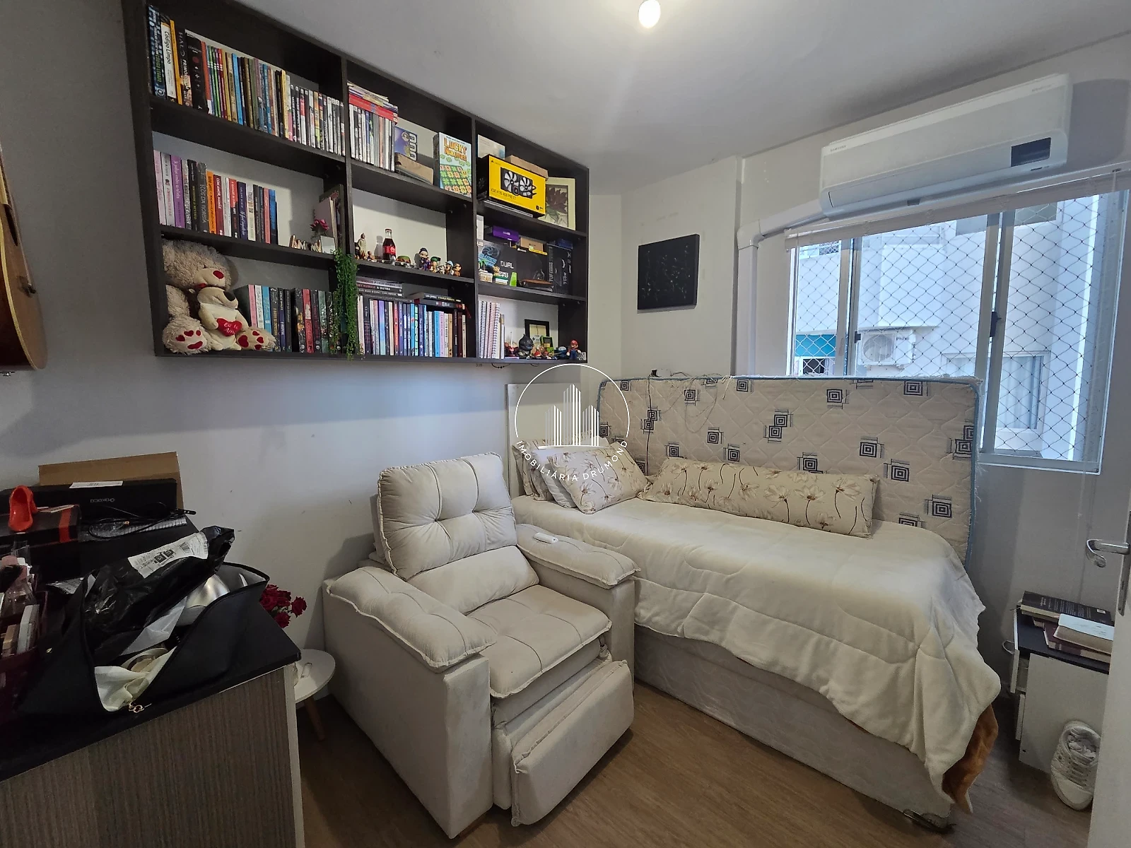Apartamento em Barreiros, São José. 3 quartos, 74m². Imagem 13 de 21