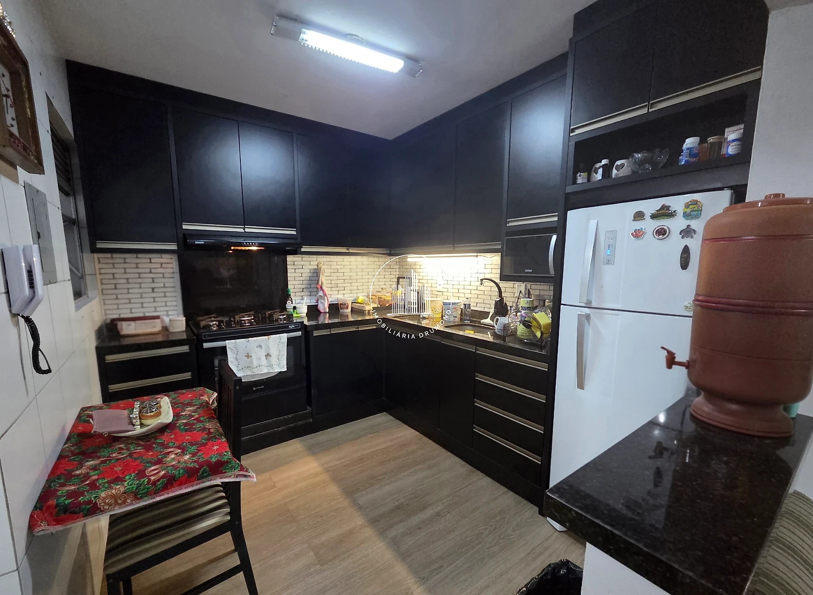 Apartamento em Barreiros, São José. 3 quartos, 74m². Imagem 3 de 21