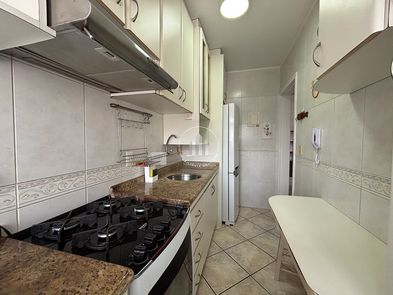 Apartamento em Coqueiros, Florianópolis. 2 quartos, 6383m². Imagem 22 de 39