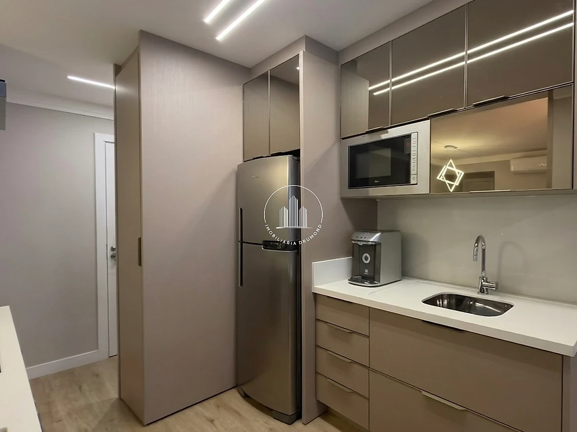 Apartamento em Barreiros, São José. 1 quartos, 66m². Imagem 10 de 31