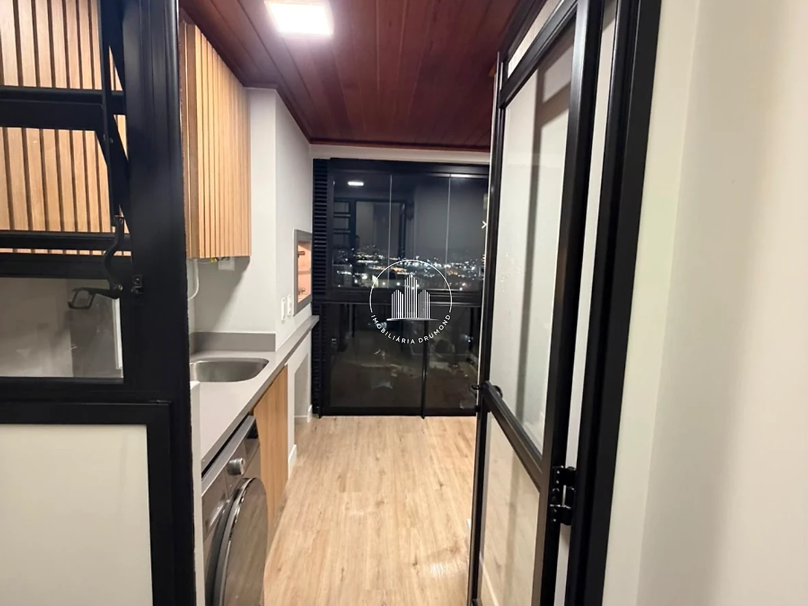 Apartamento em Barreiros, São José. 1 quartos, 66m². Imagem 13 de 31