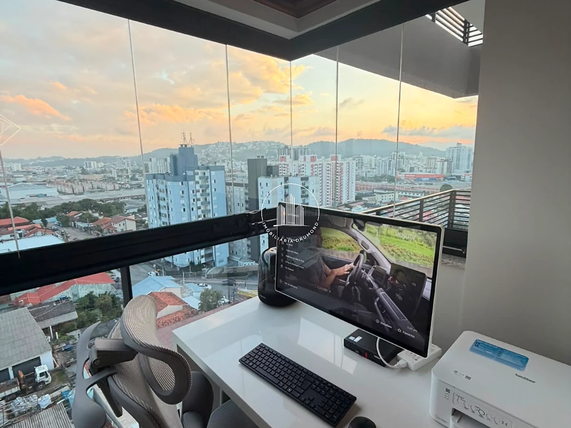 Apartamento em Barreiros, São José. 1 quartos, 66m². Imagem 15 de 31