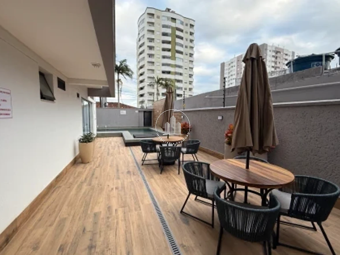 Apartamento em Barreiros, São José. 1 quartos, 66m². Imagem 19 de 31