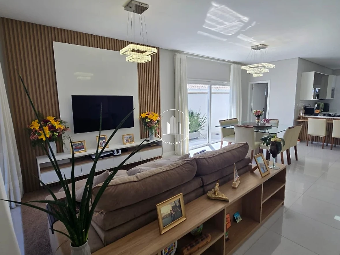 Casa em Pedra Branca, Palhoça. 3 quartos, 175m². Imagem 10 de 25