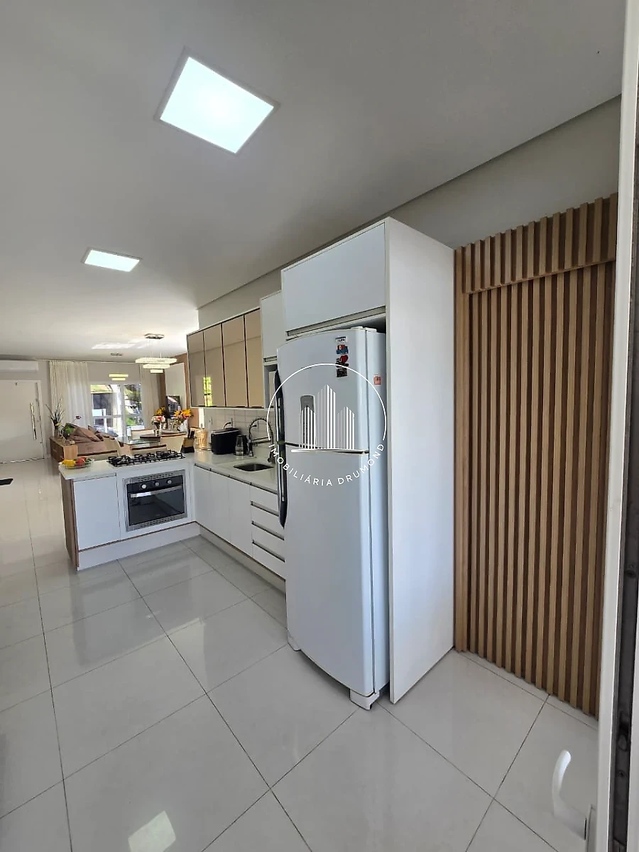Casa em Pedra Branca, Palhoça. 3 quartos, 175m². Imagem 16 de 25
