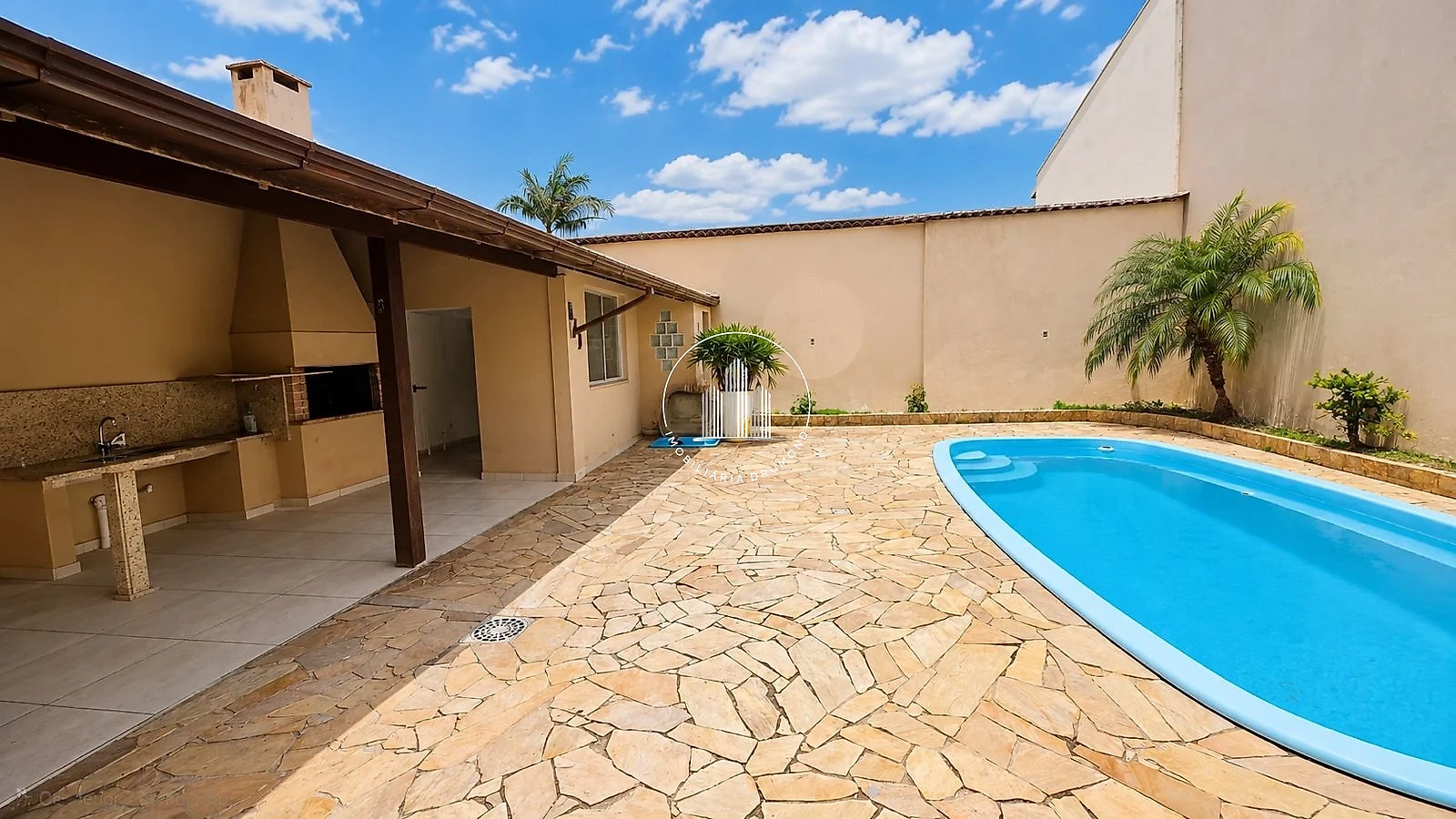 Casa em Passa Vinte, Palhoça. 3 quartos, 200m². Imagem 2 de 20