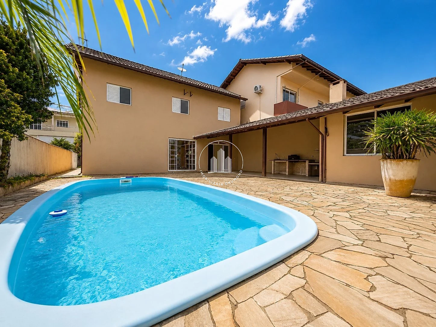 Casa em Passa Vinte, Palhoça. 3 quartos, 200m². Imagem 1 de 20