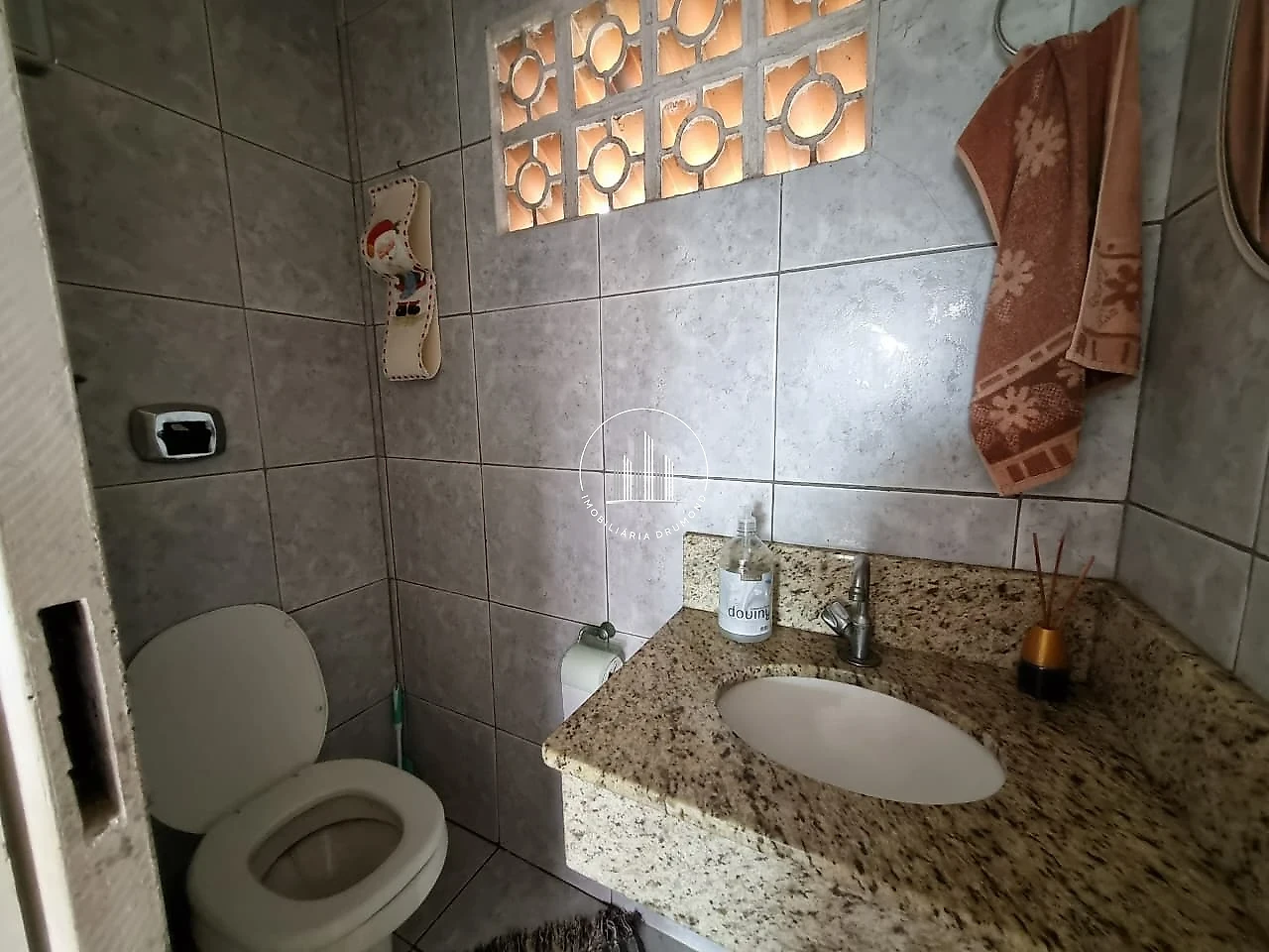 Casa em Jardim Janaína, Biguaçu. 5 quartos, 112m². Imagem 14 de 50