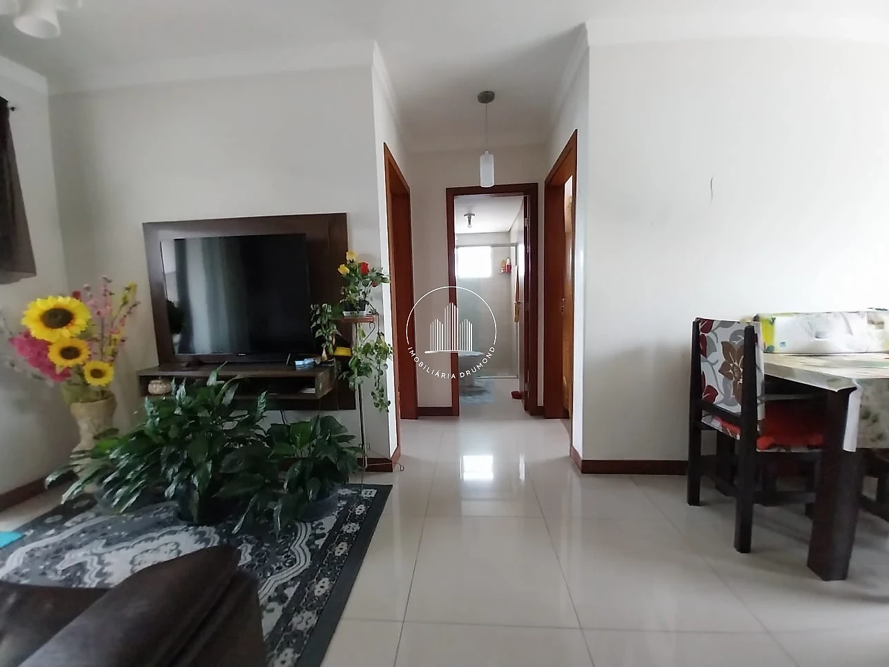 Apartamento em Ipiranga, São José. 2 quartos, 65m². Imagem 2 de 23