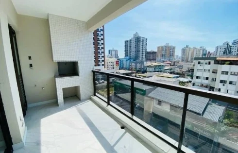 Apartamento em Kobrasol, São José