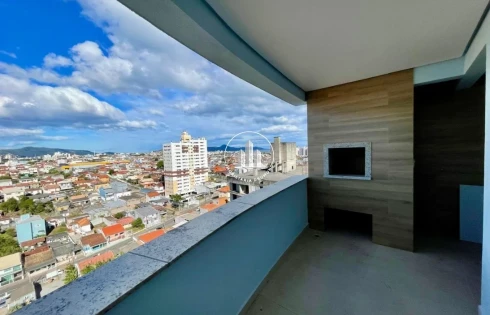 Apartamento em Barreiros, São José
