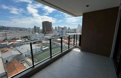 Apartamento em Kobrasol, São José