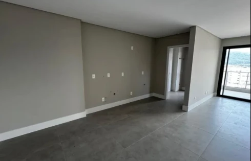 Apartamento em Kobrasol, São José