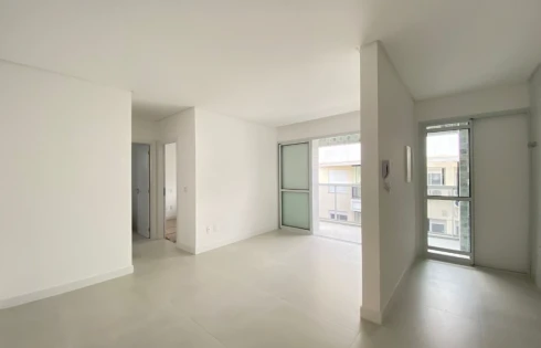 Apartamento em Kobrasol, São José