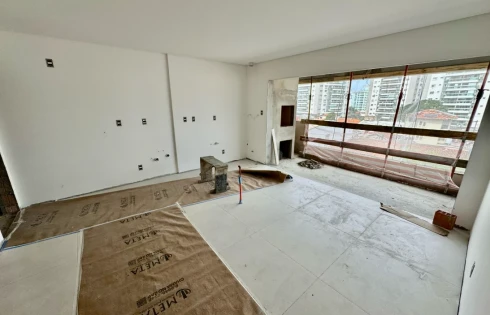 Apartamento em Barreiros, São José
