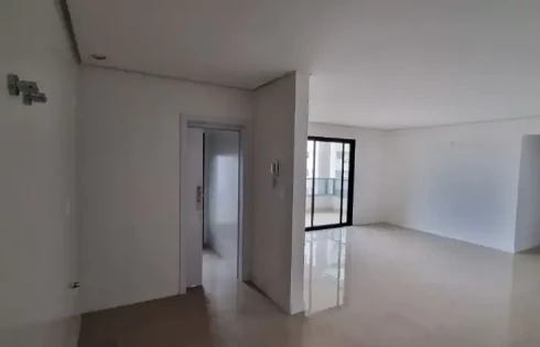 Apartamento em Nossa Senhora do Rosário, São José