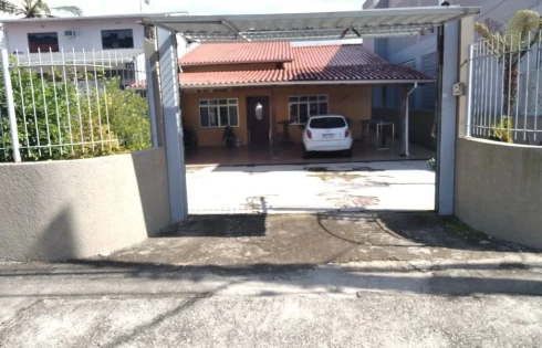 Casa em Picadas do Sul, São José