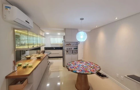 Apartamento em Balneário, Florianópolis
