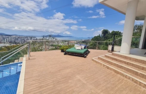 Casa em Bosque das Mansões, São José