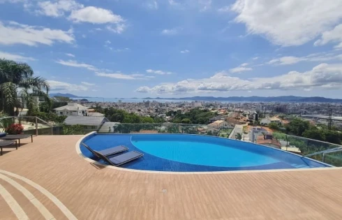 Casa em Bosque das Mansões, São José