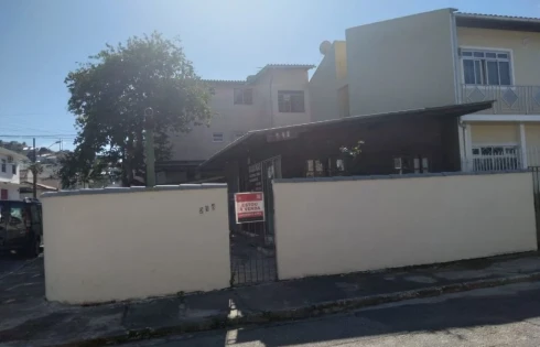 Casa em Roçado, São José