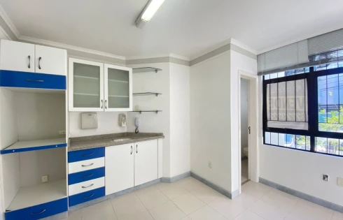 Escritório/Sala Comercial - 47m², Centro - Escritório/sala em Centro, Florianópolis - Foto 2
