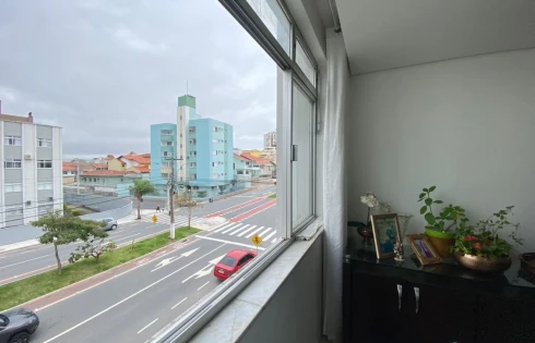 Apartamento em Capoeiras, Florianópolis