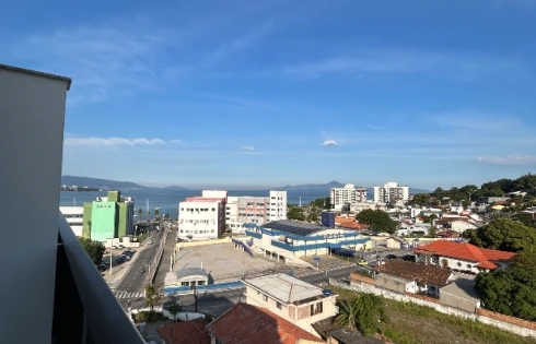 Cobertura em Praia Comprida, São José