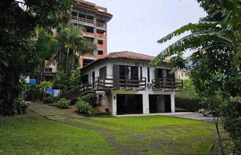 Terreno em Barreiros, São José